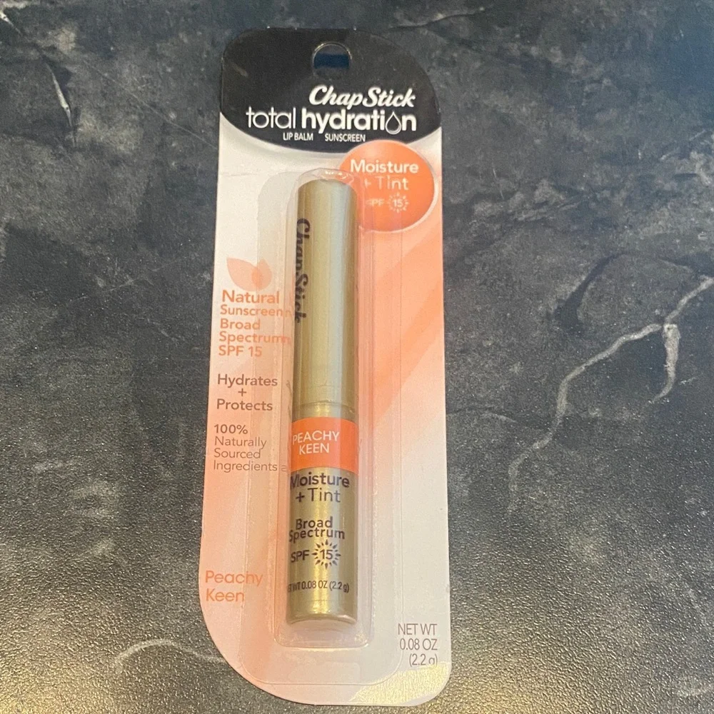 ChapStick Total Hydration Lip 👄 Balm Sunscreen